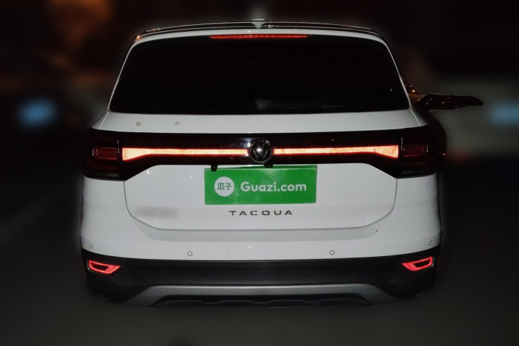 Volkswagen Tacqua 2022 car image #6