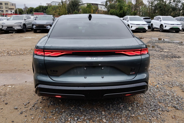 BYD HanL 2025 изображение автомобиля #6