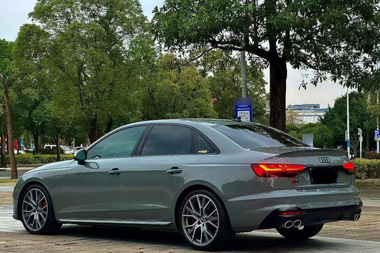 五菱汽车 奥迪S4 2023 汽车图片 #6