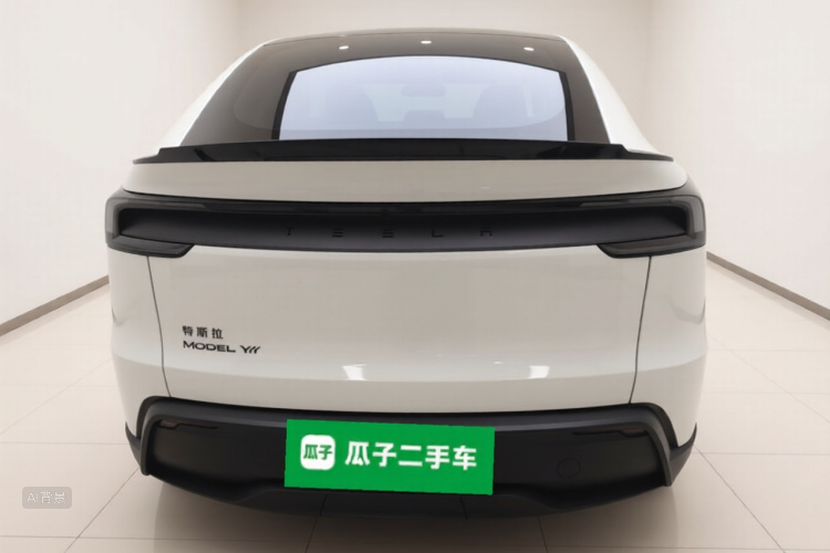 特斯拉 Model Y L 2025 汽车图片 #6