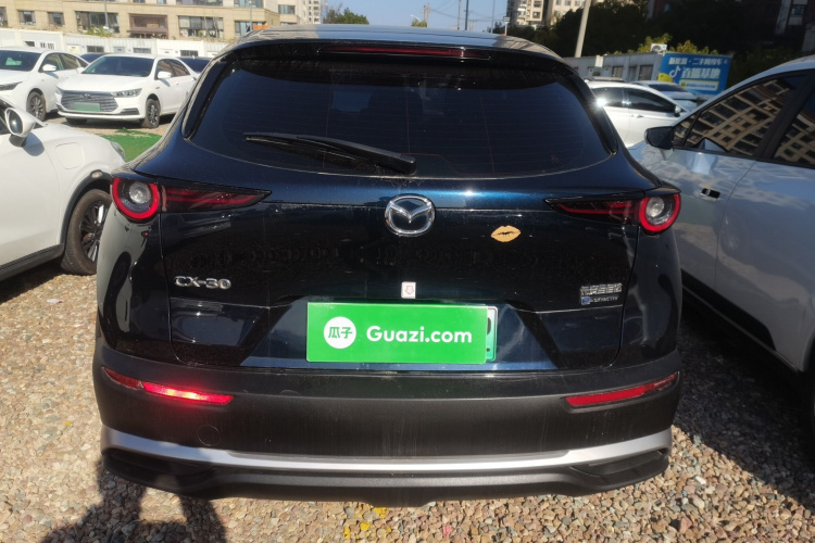 Mazda CX-30 EV 2022 صورة سيارة #6