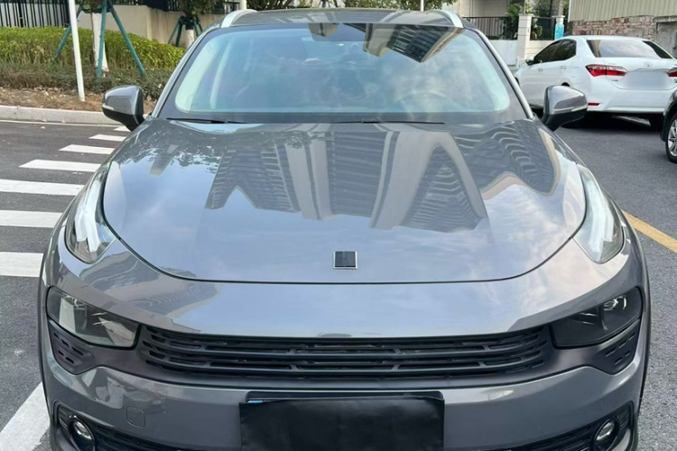 Lynk & Co 02 2019 car image #6