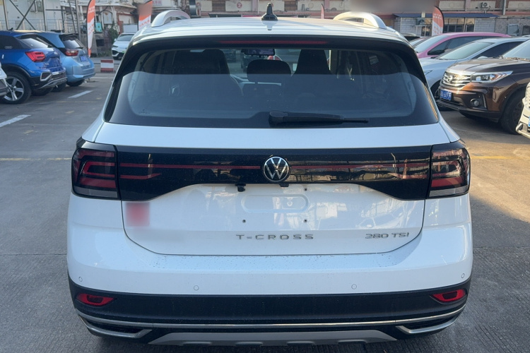 Volkswagen T-Cross 2023 car image #6