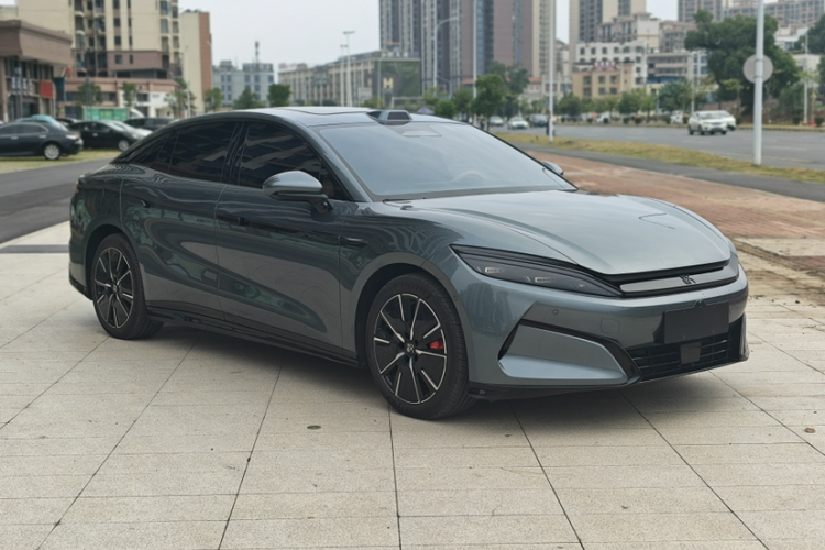 BYD HanL 2025 car image #6