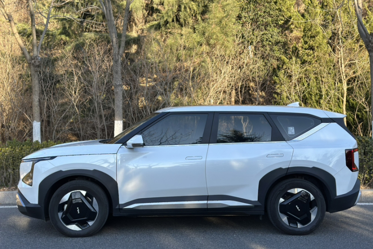 Kia EV5 2025 image de voiture #6