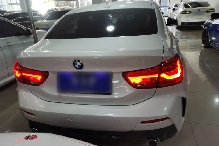 BMW 1 Series 2021 car image #6