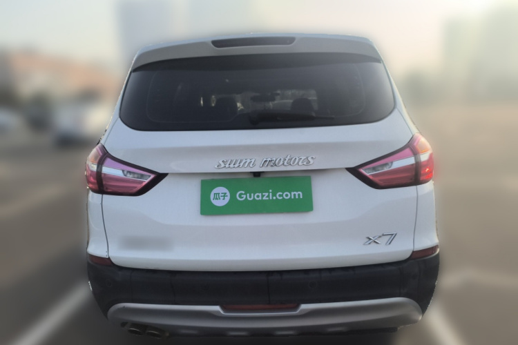 SWM X7 2021 #6 SWM X7 2021 صورة سيارة #6