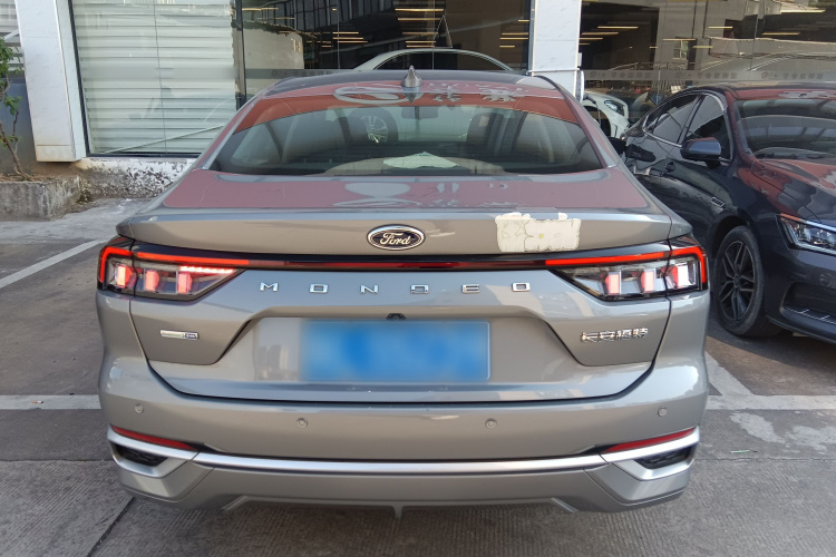 Ford Mondeo 2023 #6 Ford Mondeo 2023 car image #6