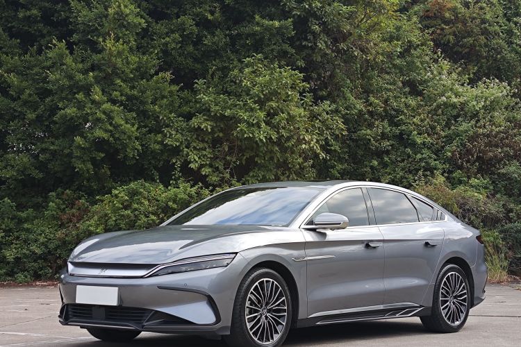 BYD Han 2023 #6 BYD Han 2023 car image #6