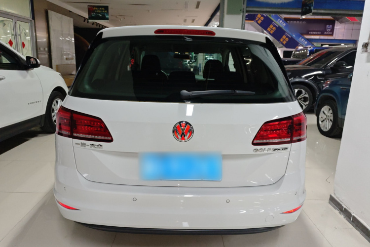 Volkswagen Golf Sportsvan 2018 #6 Volkswagen Golf Sportsvan 2018 car image #6