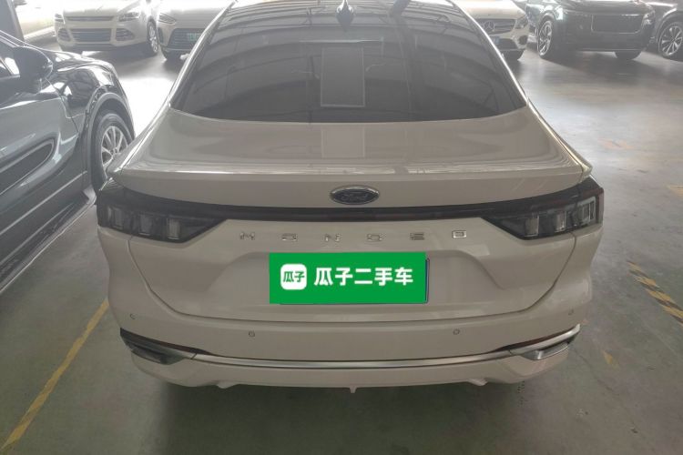 Ford Mondeo 2022 car image #6