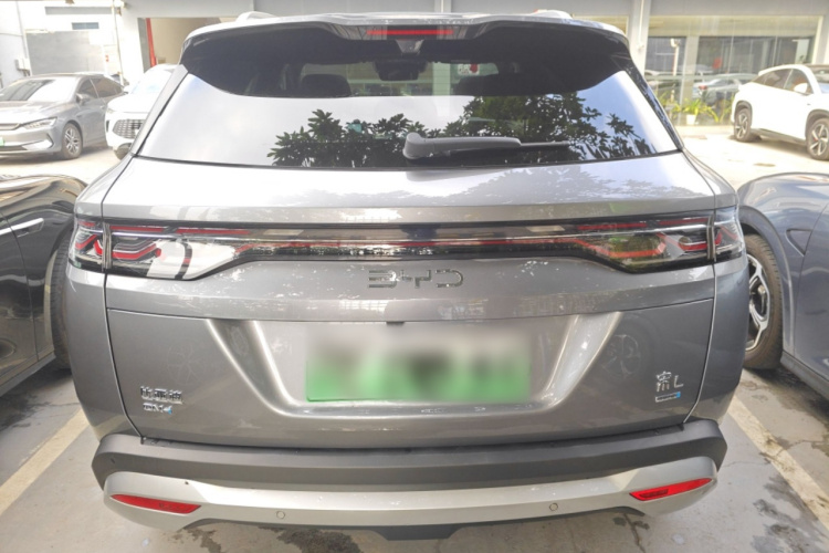 BYD SongL DM-i 2025 car image #6
