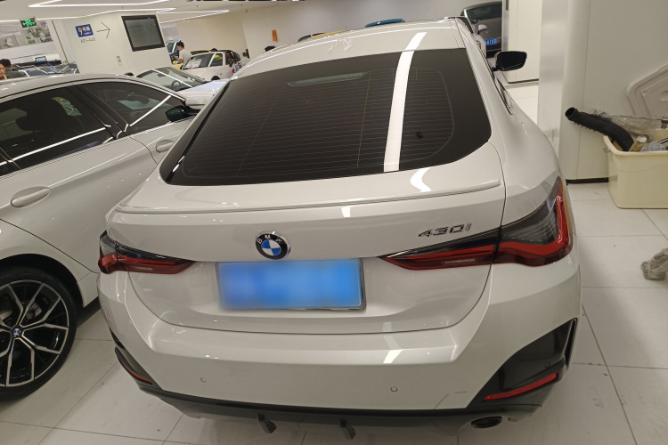 BMW 4 Series 2024 car image #6