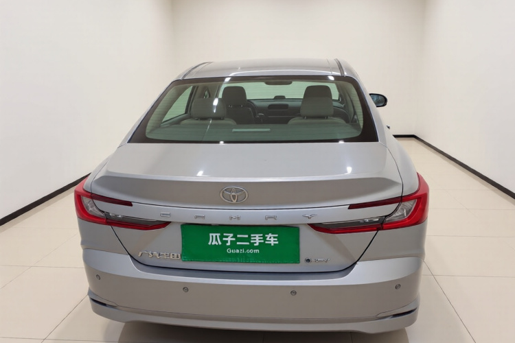 Toyota Camry 2025 #6 Toyota Camry 2025 car image #6