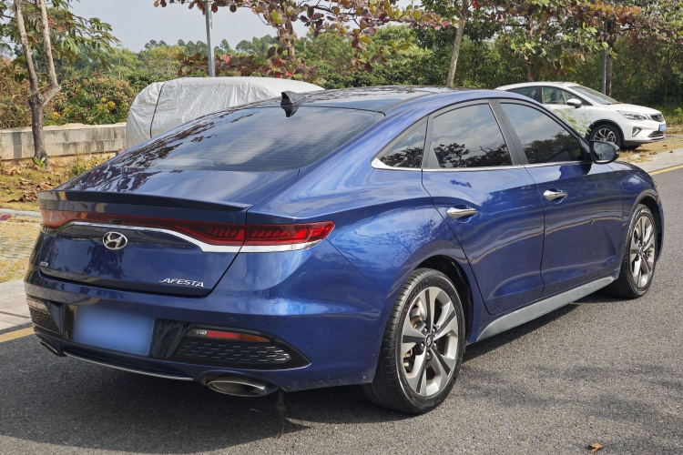 Hyundai Lafesta 2019 car image #6