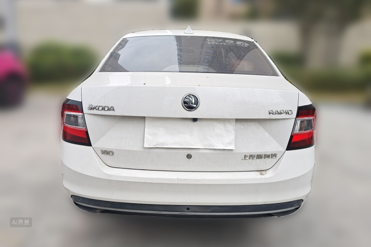 Skoda Rapid 2018 car image #6