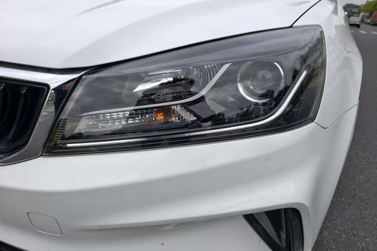 Emgrand 2021 #6 Emgrand 2021 car image #6
