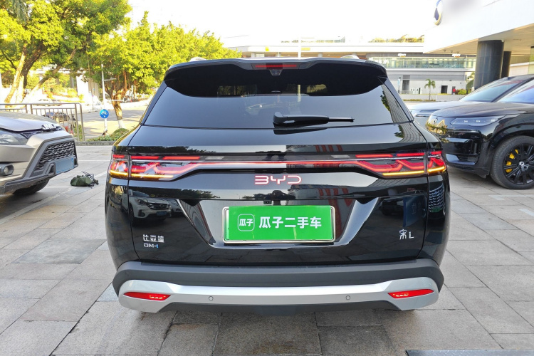 BYD SongL DM-i 2025 car image #6