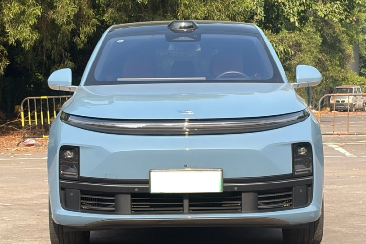 Li L7 2023 #6 Li L7 2023 car image #6