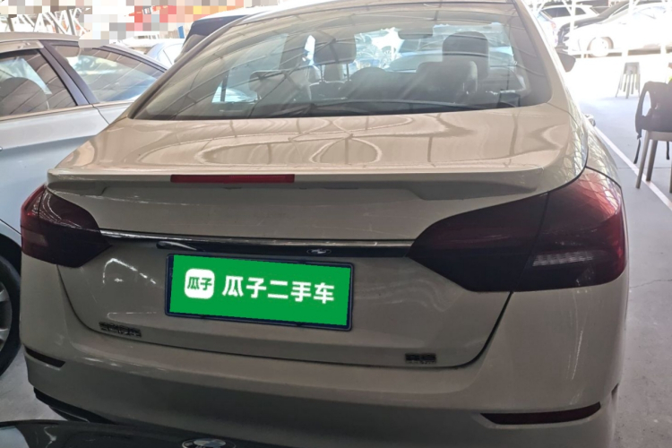 GEELY Emgrand 2022 #6 GEELY Emgrand 2022 car image #6