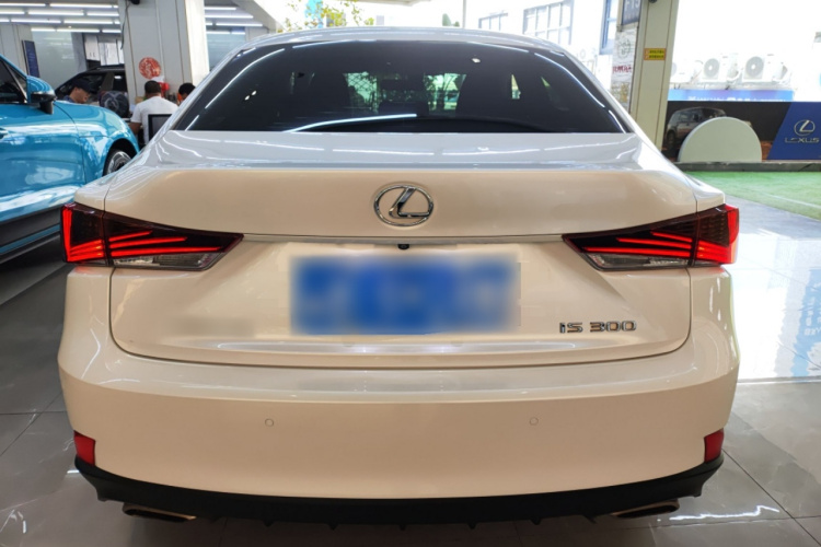 Toyota 2019 car image #6
