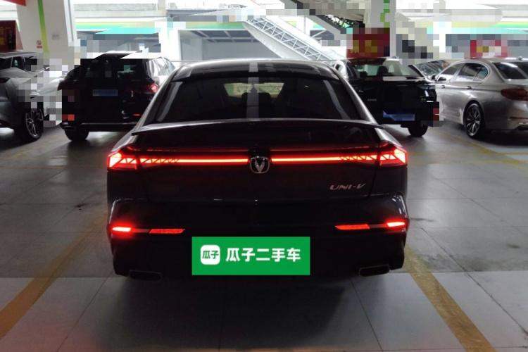 Changan UNI-V 2024 car image #6
