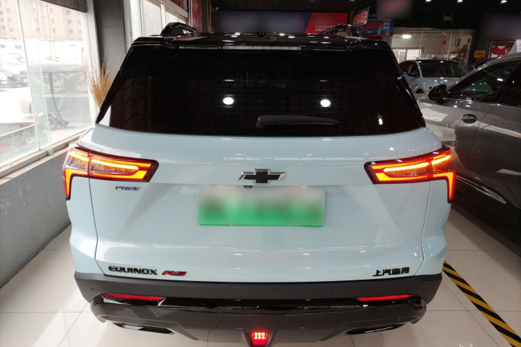 Chevrolet Equinox Plus 2024 car image #6