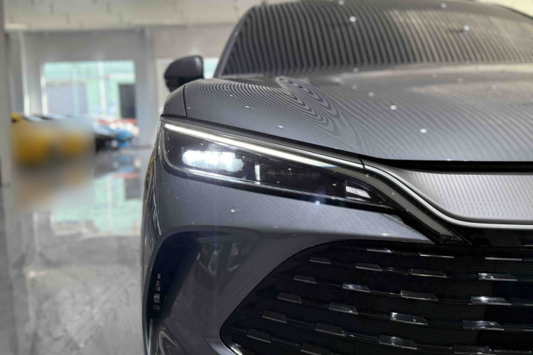 BYD SongL DM-i 2024 #6 BYD SongL DM-i 2024 car image #6