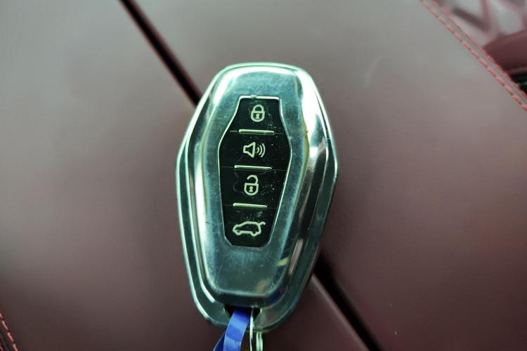 X70 PLUS 2024 car image #6