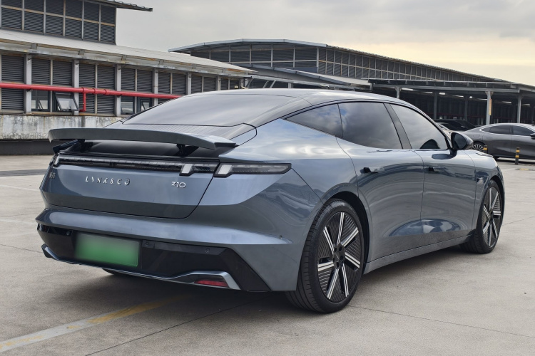 Lynk & Co 2024 immagine di auto #6