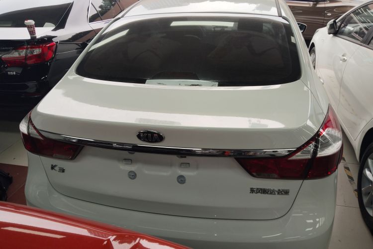 Kia 2017 car image #6