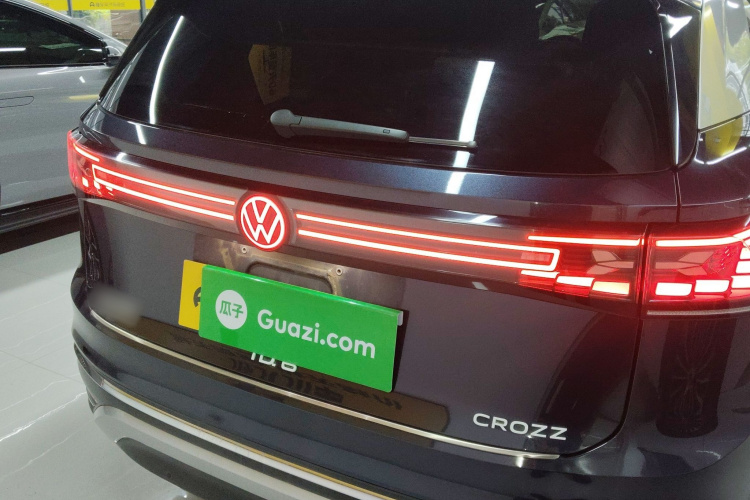 Volkswagen ID.6 Crozz 2022 immagine di auto #6