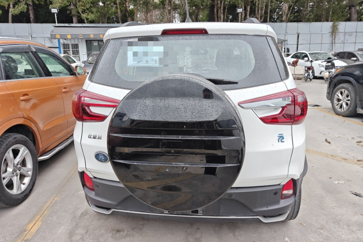 BYD Yuan New Energy 2019 car image #6