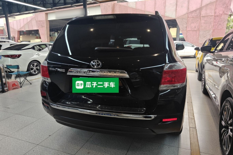 Toyota Highlander 2014 #6 Toyota Highlander 2014 car image #6