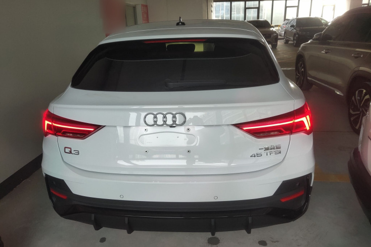 Audi Q3 Sportback 2022 #6 Audi Q3 Sportback 2022 car image #6