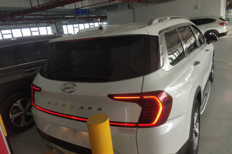 Hyundai Santa Fe 2021 #6 Hyundai Santa Fe 2021 car image #6