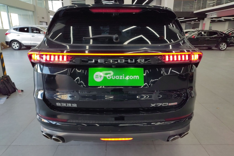 X70 PLUS 2021 car image #6