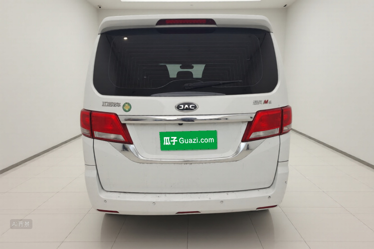 JAC 2017 car image #6