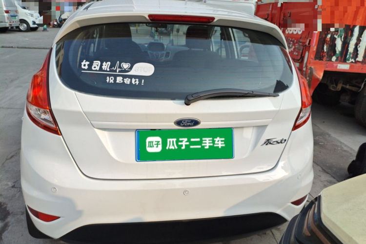 Ford Fiesta 2014 car image #6