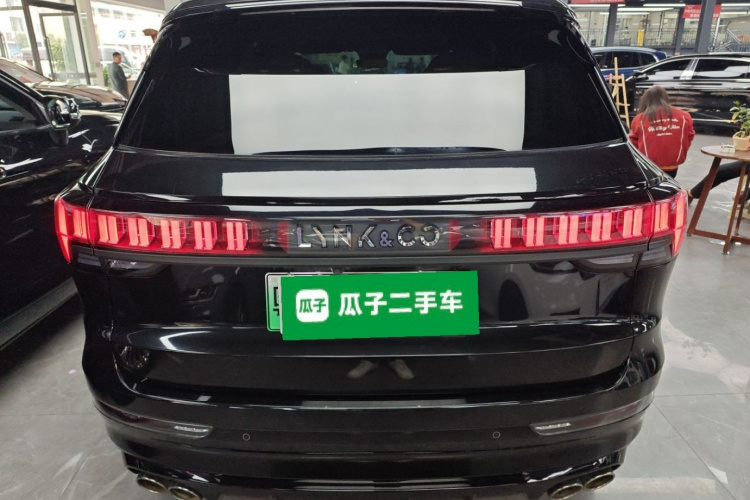 Lynk & Co 09 EM-P 2022 car image #6