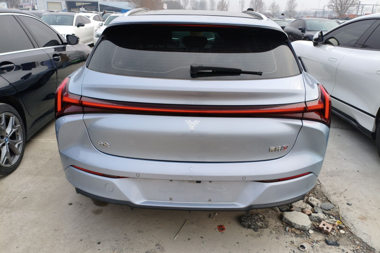 哪吒汽车 哪吒S猎装 2025 #6 哪吒汽车 哪吒S猎装 2025 汽车图片 #6