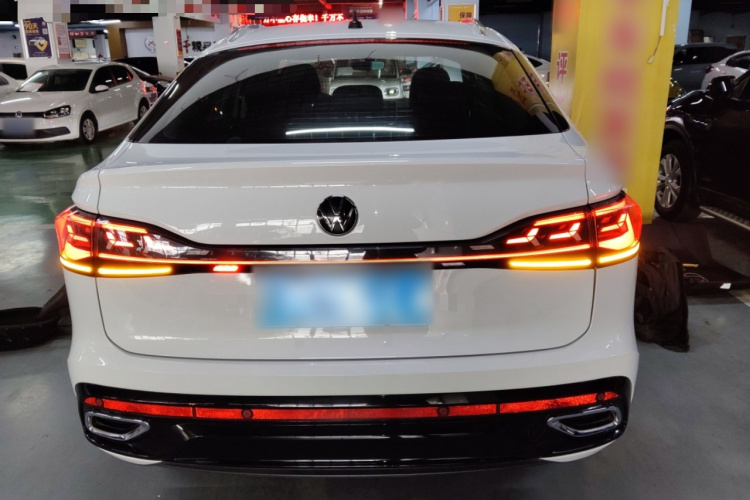 Volkswagen Tiguan X 2022 #6 Volkswagen Tiguan X 2022 car image #6