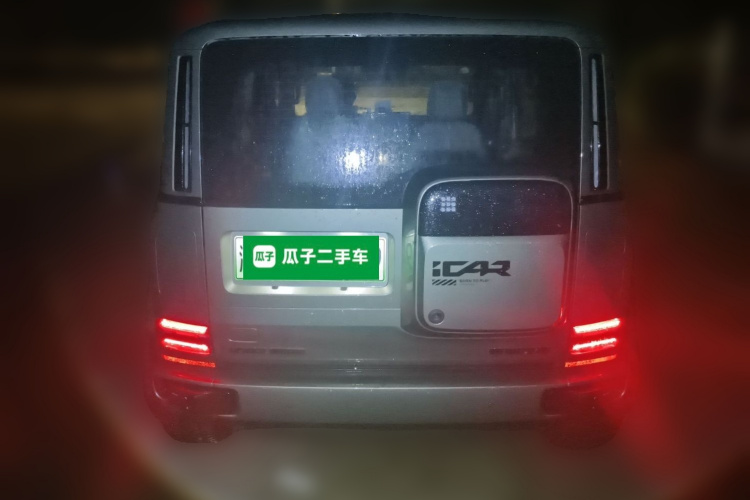 2025 car image #6