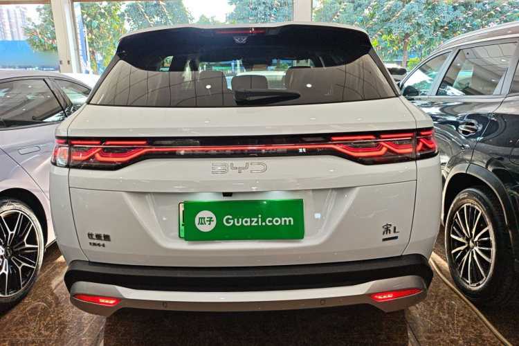 BYD SongL DM-i 2025 car image #6