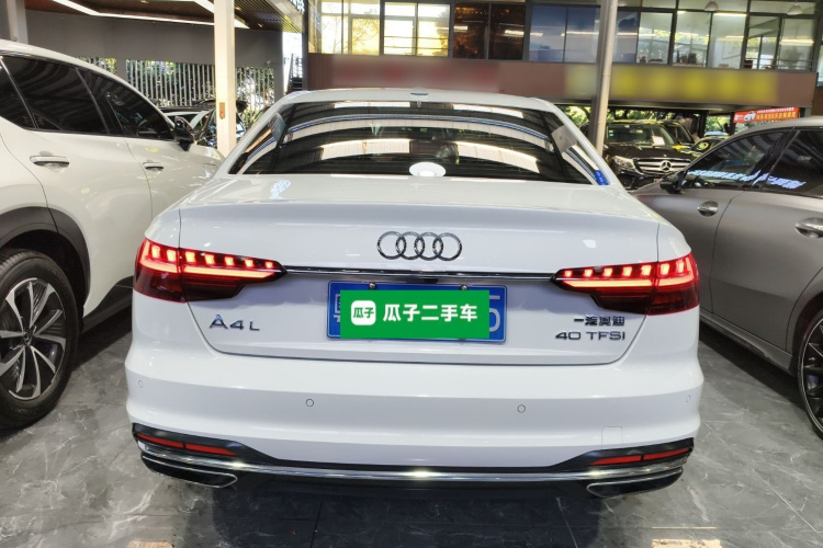 Audi A4L 2021 car image #6