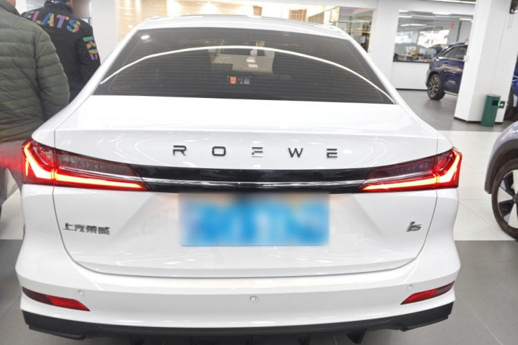 Roewe i5 2025 #6 Roewe i5 2025 car image #6