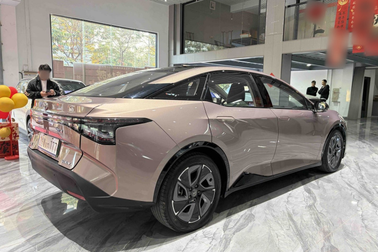 Toyota bZ3 2023 #6 Toyota bZ3 2023 immagine di auto #6