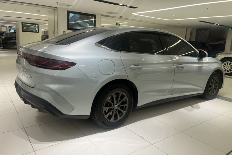 BYD Qin L 2024 #6 BYD Qin L 2024 car image #6