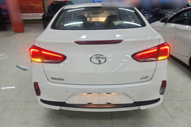 Soueast A5 Wing Dance 2023 #6 Soueast A5 Wing Dance 2023 car image #6