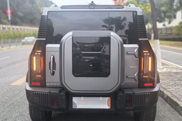 Jetour Traveller 2024 car image #6